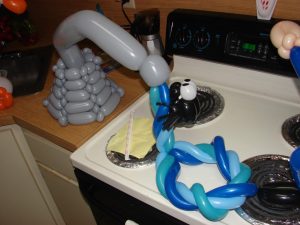 Itsy bitsy Spider went up the water spout balloon decoration