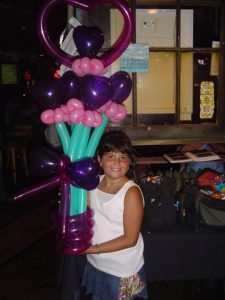 Another balloon heart flower bouquet delivery