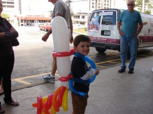 Balloon rocket pack wearable