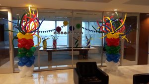 City National Bank sea anemone styled balloon decor