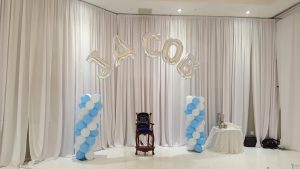 Giant Letter balloon arch with columns