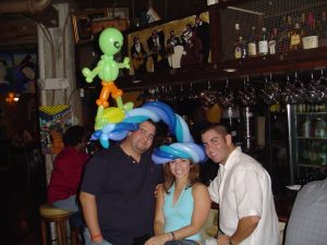 Surfing alien balloon hat